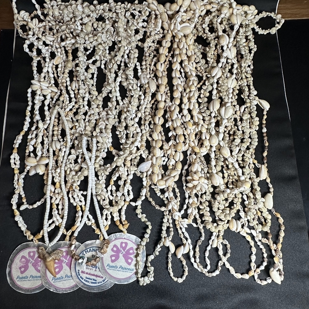 J435 Bulk Bundle of 31 Shell Necklaces
